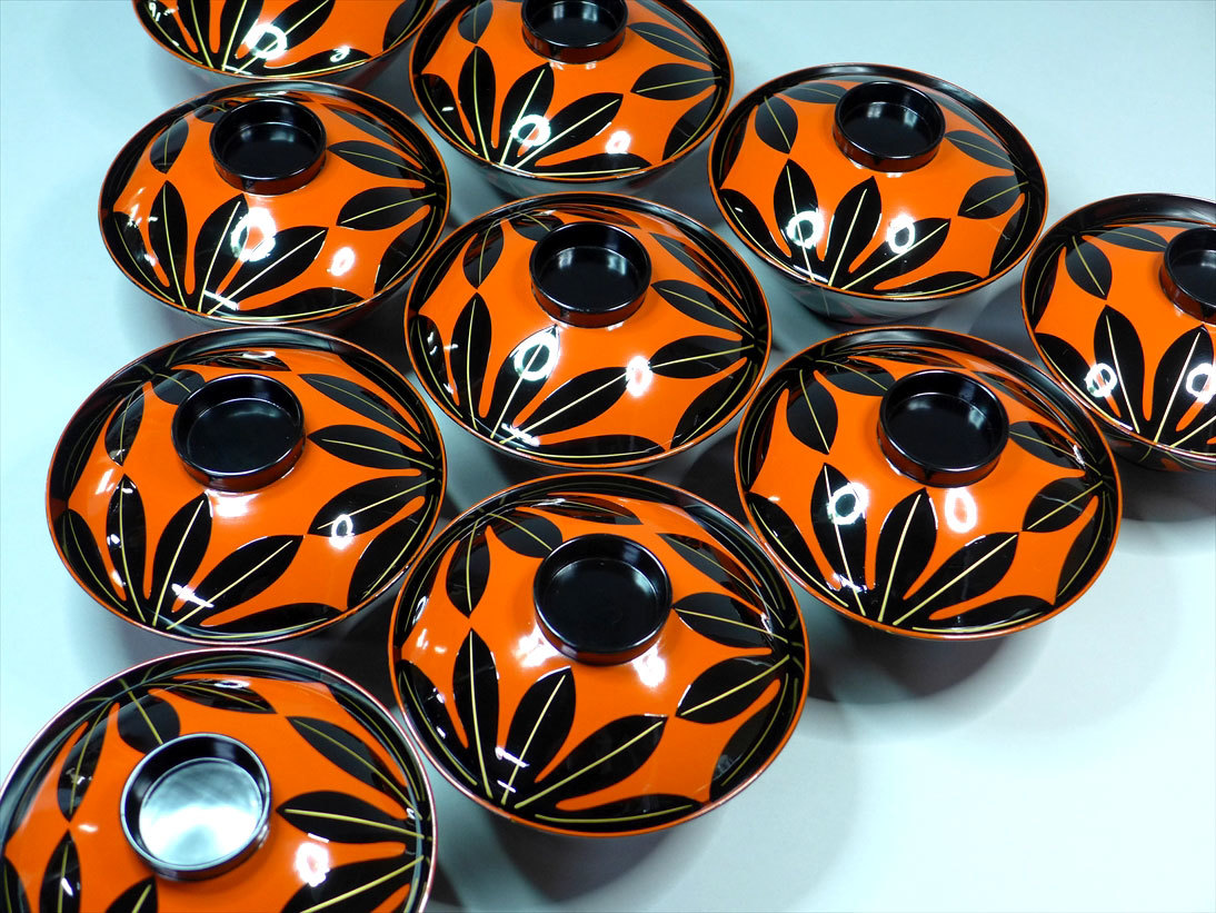 【得価，人気セール】 時代漆器 金彩黒朱塗 葉紋様 木地懐石碗10客 木箱入 茶道具茶懐石会席お節(椀)｜売買されたオークション情報、yahooの商品情報をアーカイブ公開 - オークファン 椀