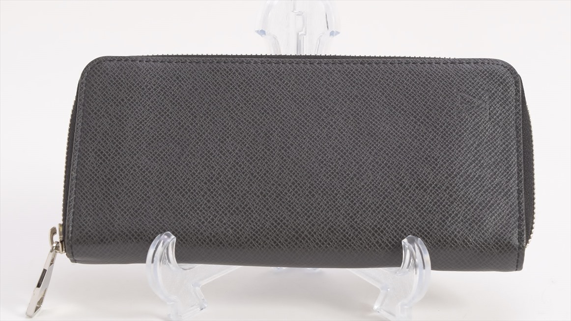 ルイヴィトン タイガ 長財布 ジッピーウォレット ヴェルティカル LOUIS