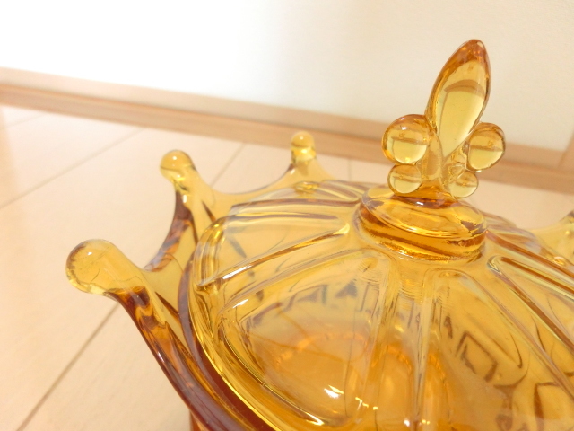 キャニスター ガラス ジャー お菓子入れ ボンボニエール キャンディー