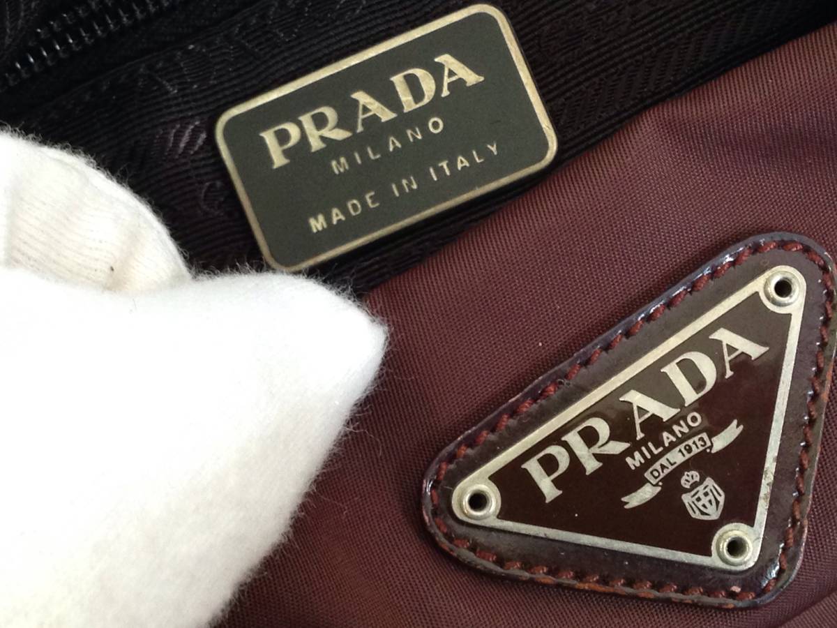 ショルダーバッグ プラダ PRADA 極美品 三角ロゴ レザー 斜め掛け 