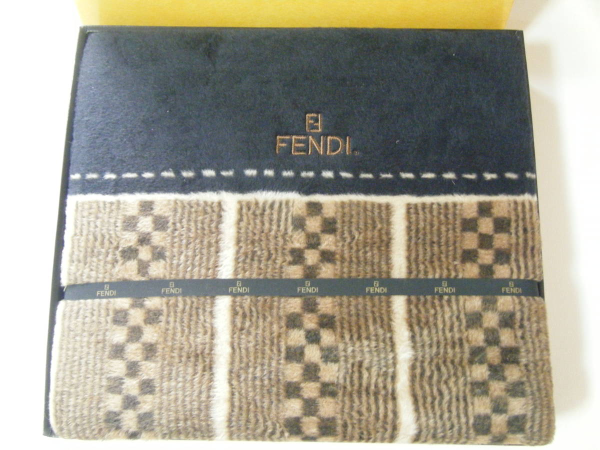 FENDI フェンディ 毛布 ブランケット バッグ柄 ズッカ柄 レア品 美品 