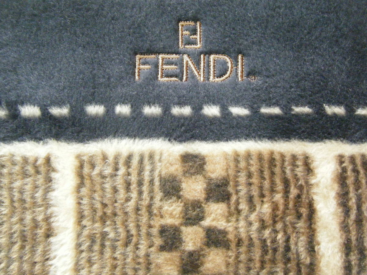 FENDI フェンディ 毛布 ブランケット バッグ柄 ズッカ柄 レア品 美品 