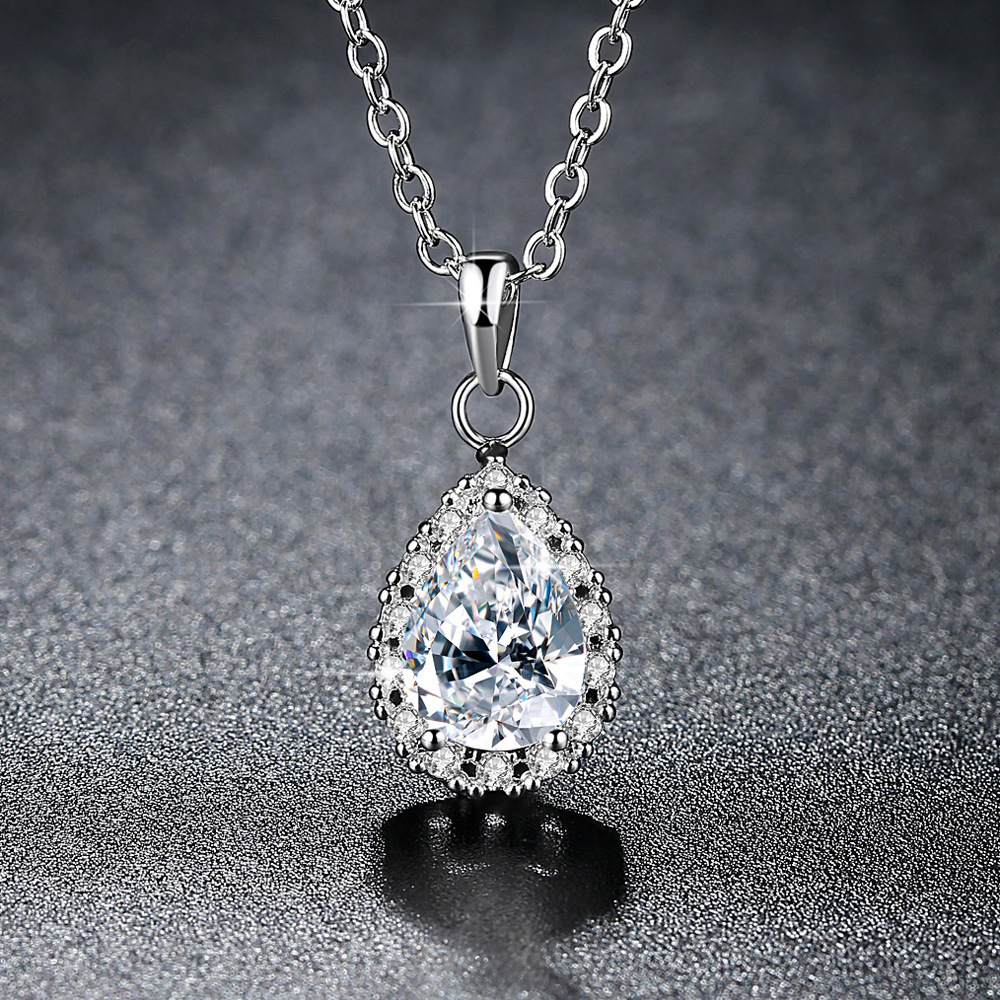 [感謝SALE] 【新品来店】【豪華絢爛・極上の逸品】1円～ ☆希少品☆ 15石 ダイヤモンドペンダント #3ct #プラチナ仕上＃