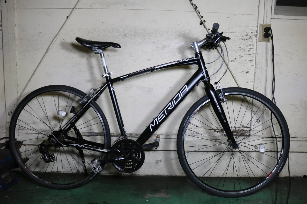 クロスバイク MERIDA CROSSWAY BREEZE TFS45 700c 良品！MERIDA CROSSWAY BREEZE TFS45 700C アルミ 21速 500mm クロス