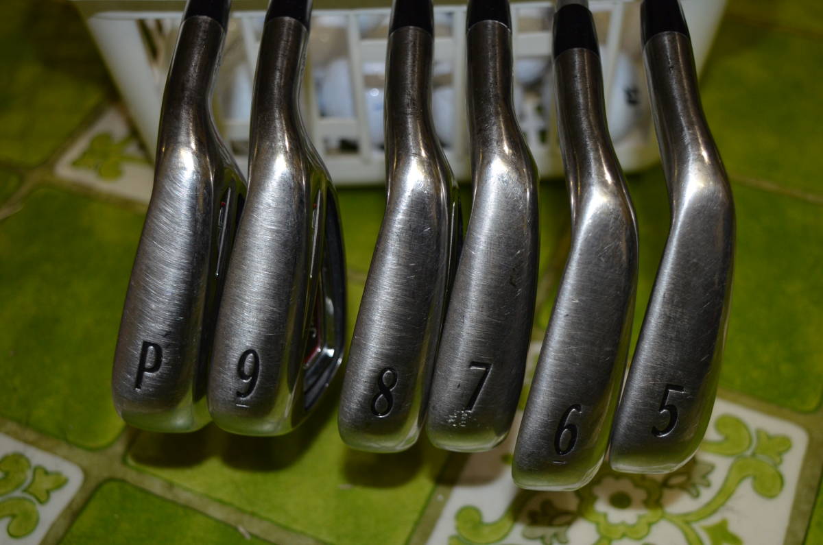 高品質，限定セール タイトリスト ７１６AP-１ カーボンMCI ６０－S(タイトリスト)｜売買されたオークション情報、yahooの商品情報をアーカイブ公開 - オークファン 男性右きき用