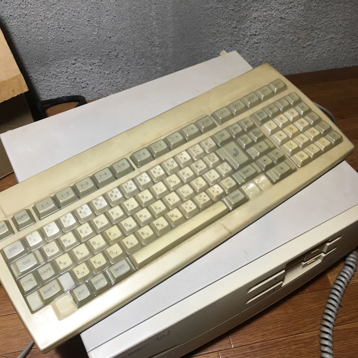 NEC PC-9821Ap2/U2通電OK 付属品 キーボード 付き NEC PC98 本体のみ