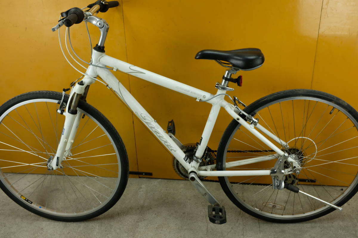 GIANT CS-3200 700C アルミ 21速 430mm クロスバイク GIANT CS-3200