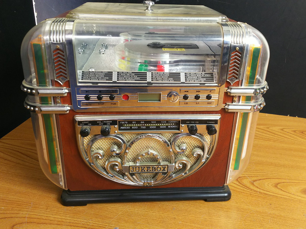 WINTECH 019X-018-14 JUKEBOX型 CDラジオプレーヤー