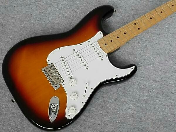 Fender JAPAN / STRATOCASTER / ソフトケース付属 / エレキギター
