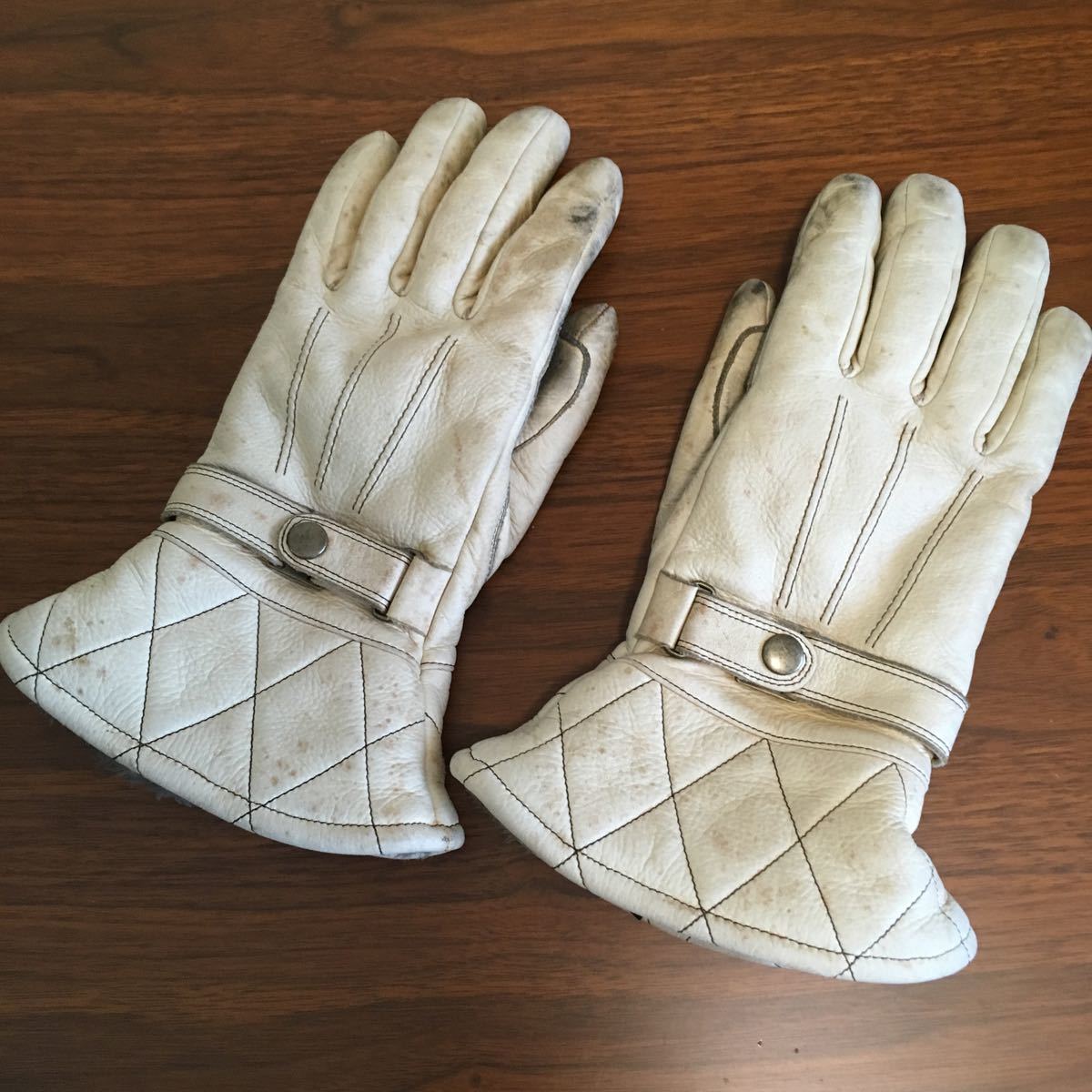 Gauntlet POWWOW 全2色POWWOW⁄パウワウ「The Glove”Type2”⁄ザ ショート 