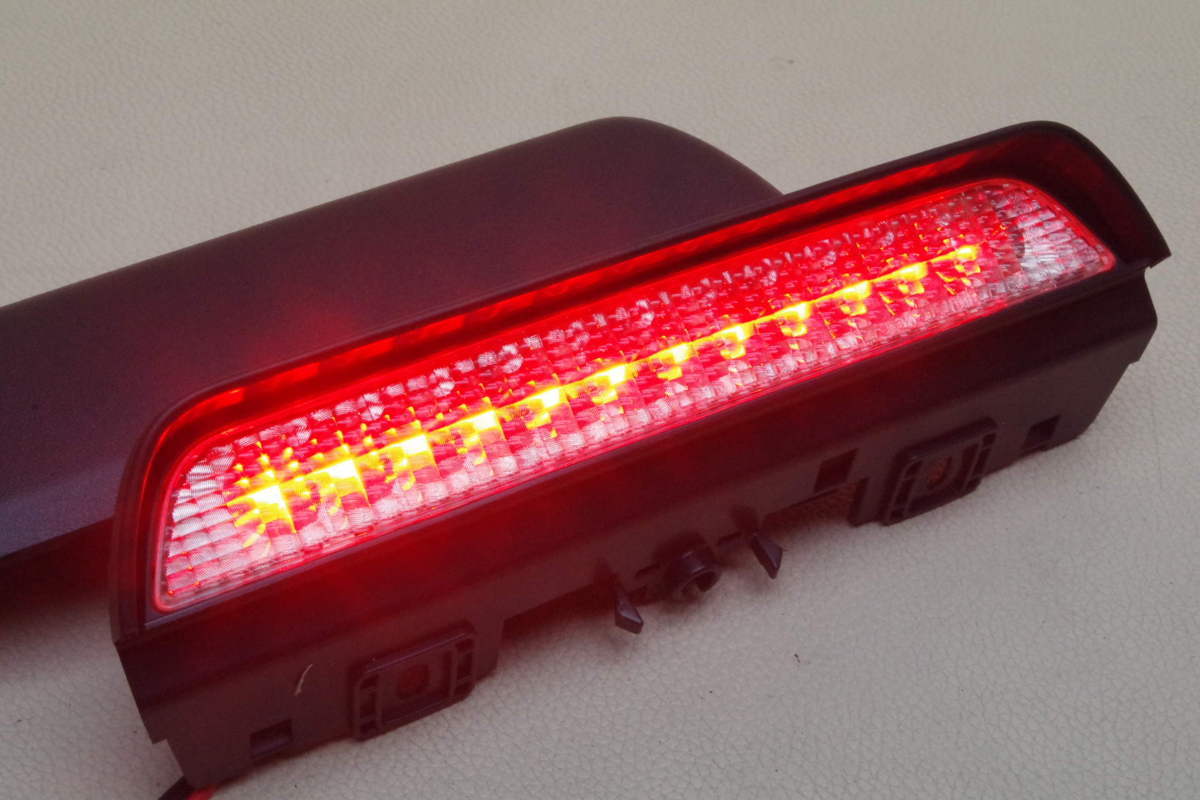 GK1 モビリオ スパイク W Lパッケージ H17年式　ＬＥＤ　ハイマウントストップランプ ブレーキランプ