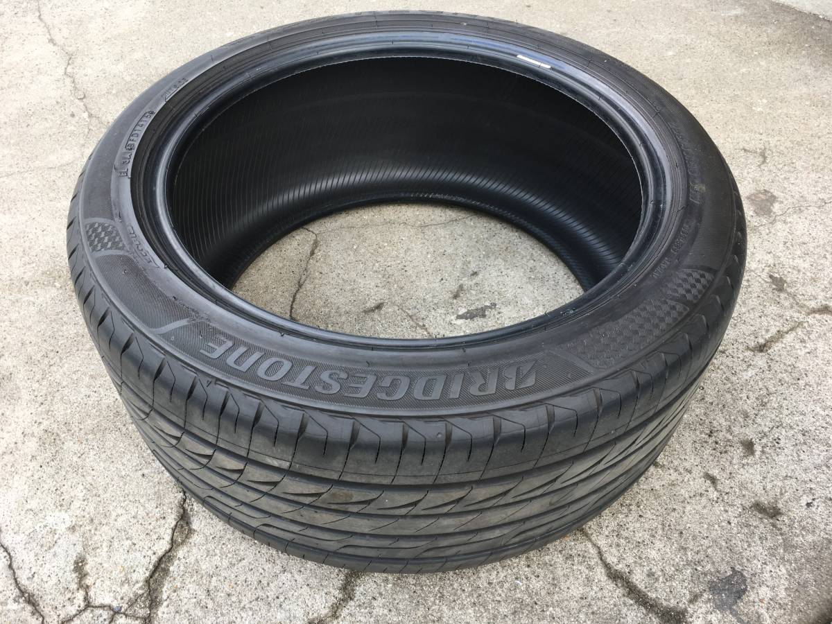 ＢＳ　レグノＧＲ-ＸＩ　255/40Ｒ18　95Ｗ　中古１本_1