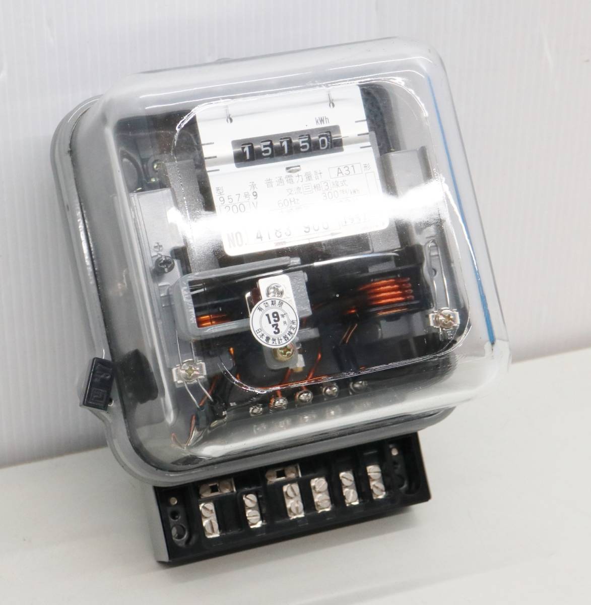 大崎電気 電気メーター 交流 三相3線式 60hz 0v 30a 普通電力量計 A31形 F9356 電材 配電用品 売買されたオークション情報 Yahooの商品情報をアーカイブ公開 オークファン Aucfan Com