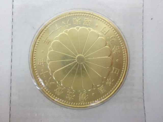 数量限定，新品 御在位60年 昭和61年 10万円金貨 記念硬貨 1円スタート 050025(昭和)｜売買されたオークション情報、yahooの商品情報をアーカイブ公開 - オークファン 記念硬貨