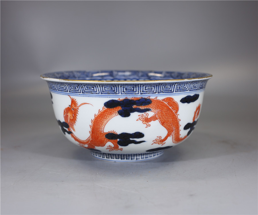 青花緑彩雲龍文壺 唐物 清代道光年製銘 染付