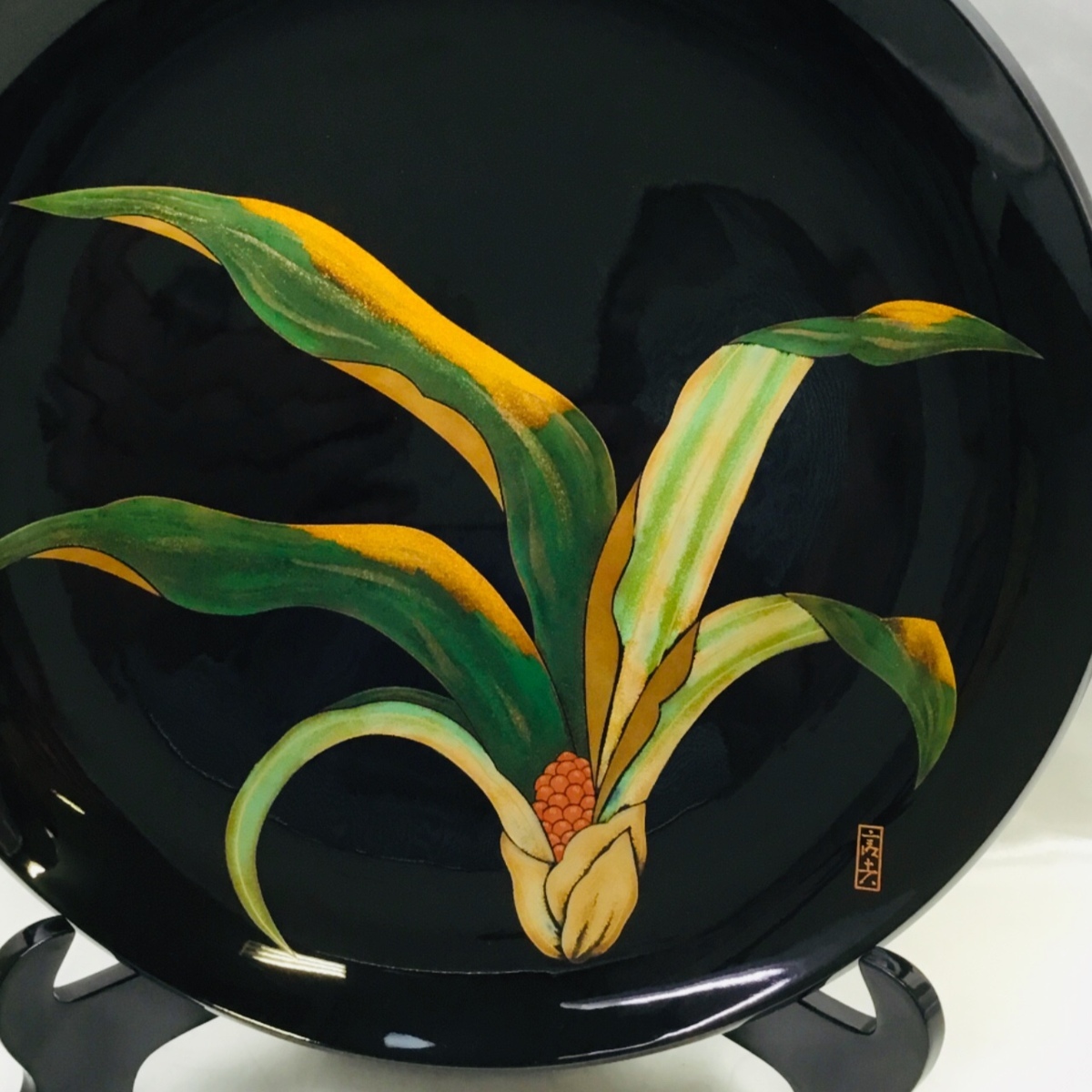 輪島塗　飾皿　万年青蒔絵 木谷信夫作　漆芸　伝統工芸品 2026年最新Yahoo!オークション 皿の中古品・新品・未 Yahoo -輪島塗り