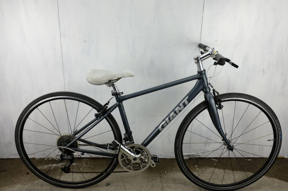 ☆ GIANT ESCAP Air 700C アルミ 18速 420mm クロス GIANT ☆ GIANT ESCAP Air 700C アルミ 18速 420mm クロス GIANT