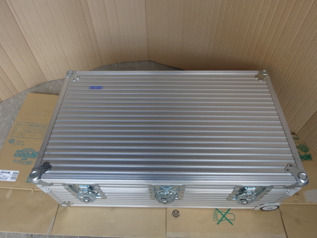 激安大特価，爆買い 1716 RIMOWA/リモワ ジェラルミンケース ハードケース 大 ケース ボックス 現状品(雑貨)｜売買されたオークション情報、yahooの商品情報をアーカイブ公開 - オークファン その他