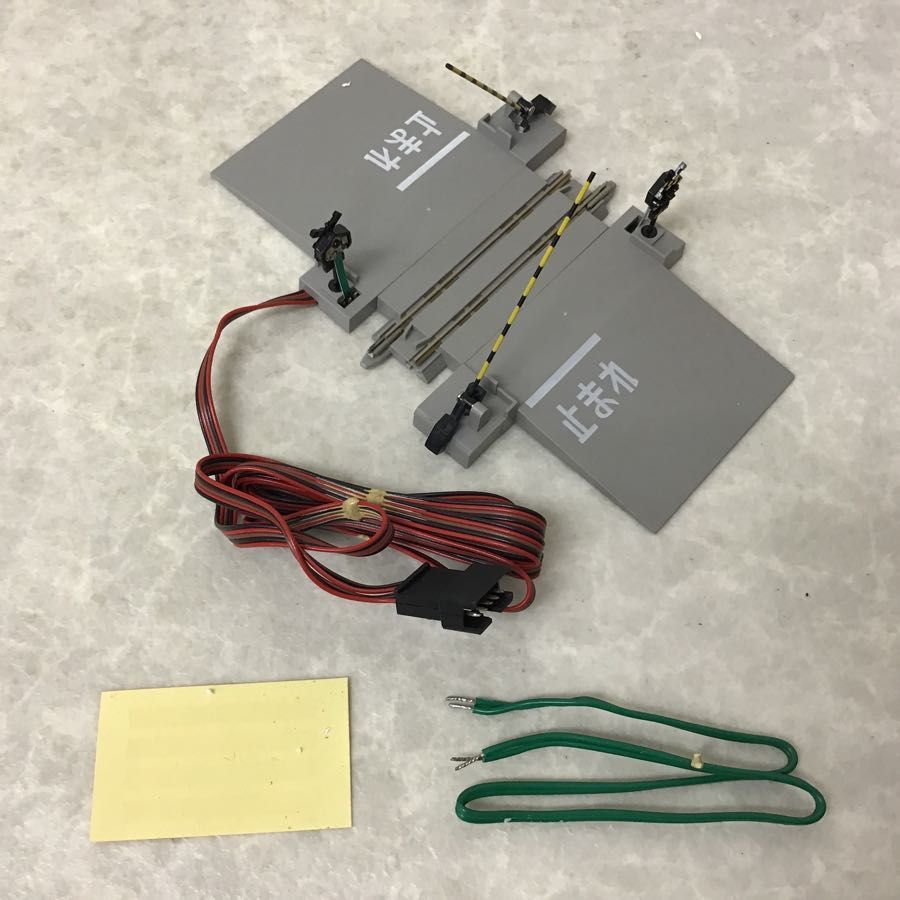 TOMIX 5031 自動踏切セット 単線用 TOMIX Nゲージ 5031 自動踏切セット(単線用) /鉄道模型 【公式通販】