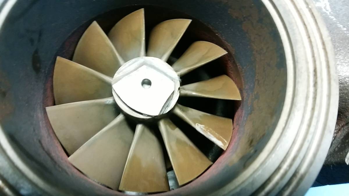 HKS TO4Z 中古 HKS TO4Z タービン T51R タービンファンネル HKS製TO4Z 