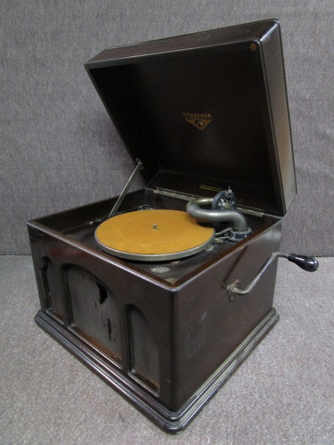 低価，格安 K14241 Victrola 蓄音機 JI-50 Victor Victrola SP盤 卓上 蓄音機ビクトローラ 品 動画あり(本体)｜売買されたオークション情報、yahooの商品情報をアーカイブ公開 - オークファン 本体