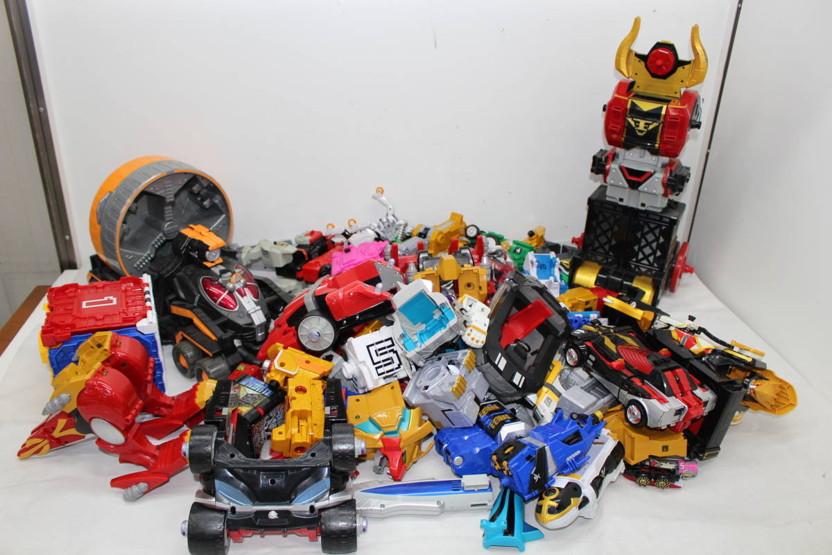 ○S148ジャンク品 仮面ライダー＆スーパー戦隊 特撮ヒーローおもちゃ 