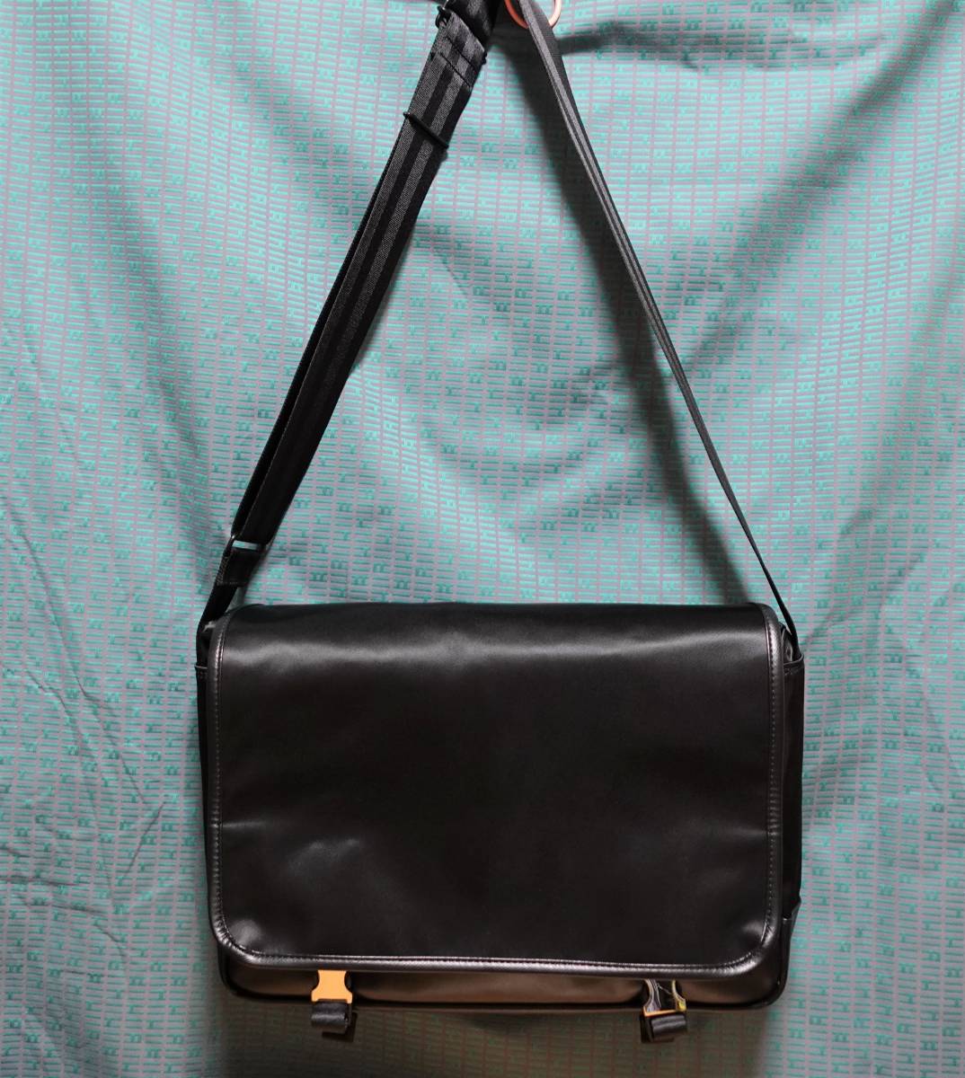 【送料無料】【USED】【Ｂ】 ポーター PORTER STORM ストーム ショルダーバッグ メッセンジャー Sac's Bar 限定 ブラック