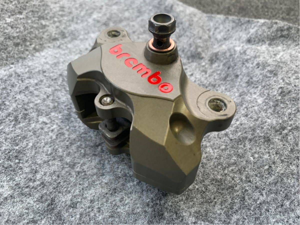 BremboブレンボレーシングキャリパーP4-40RB ブレンボ レーシング 2POT