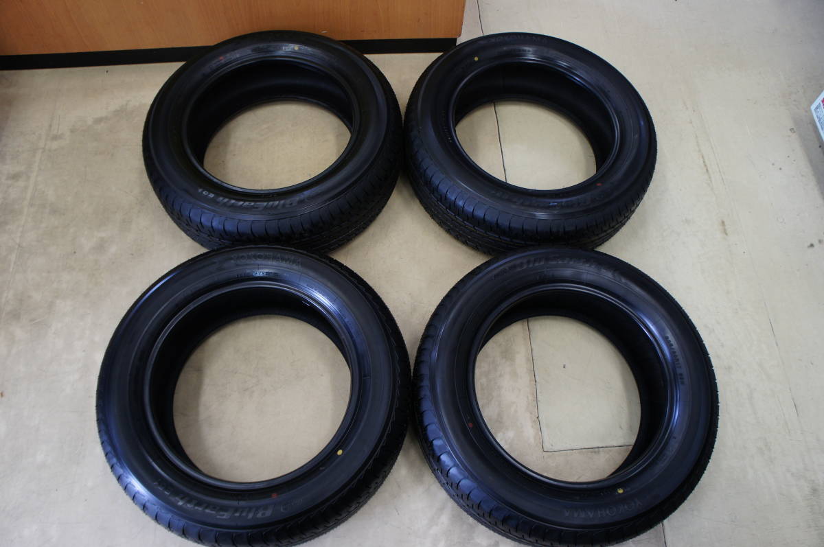 225/60R17 YOKOHAMA BluEarth E51A中古夏タイヤ2本 車 夏タイヤ□225/60R17