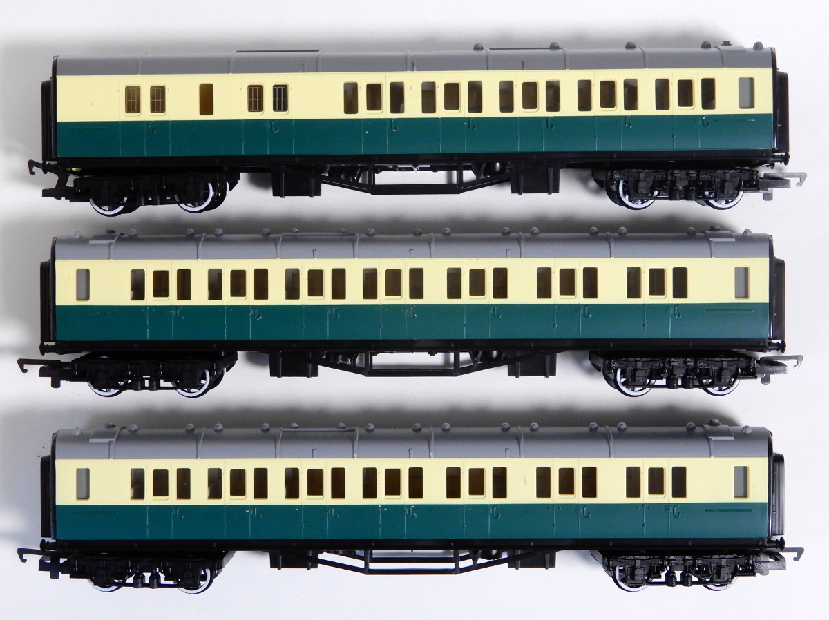 も*り様 HORNBY トーマス OOゲージ ゴードン 中古】 HORNBY OOゲージ きかんしゃトーマス ゴードンの急行列車 3両編成