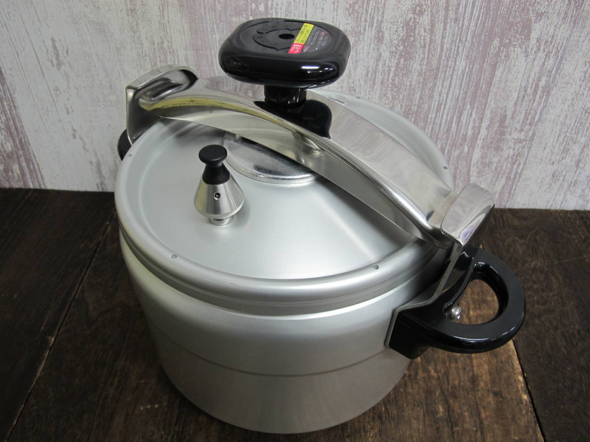 未使用！ RIKEN 理研 家庭用圧力鍋 両手圧力鍋 RS2-60 6L @100(5513-
