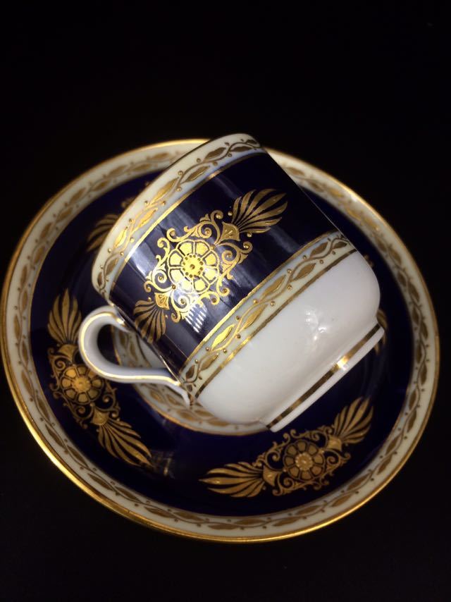 ミントン×ティファニー 24金盛 アシッドゴールド カップ 特注 プレート ティファニー 1920～30年 皿 アシッド・ゴールド 金彩 ミントン&amp;ティファニー アンティーク 迎賓館>ミントン カップ&amp;ソーサー コンセプトストア「ティファニー＠キャットストリート」の2019年