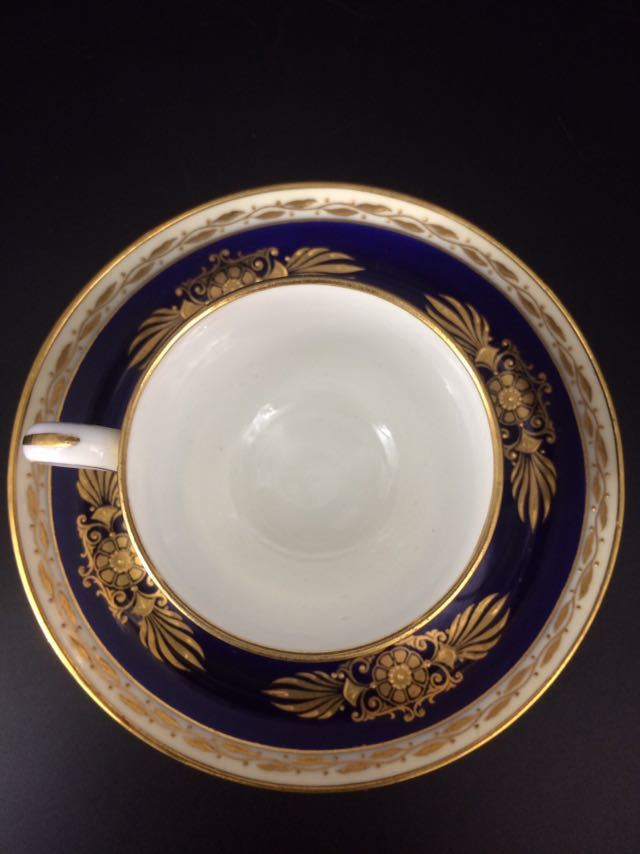 ミントン×ティファニー 24金盛 アシッドゴールド カップ 特注 プレート ティファニー 1920～30年 皿 アシッド・ゴールド 金彩 ミントン&amp;ティファニー アンティーク 迎賓館>ミントン カップ&amp;ソーサー コンセプトストア「ティファニー＠キャットストリート」の2019年