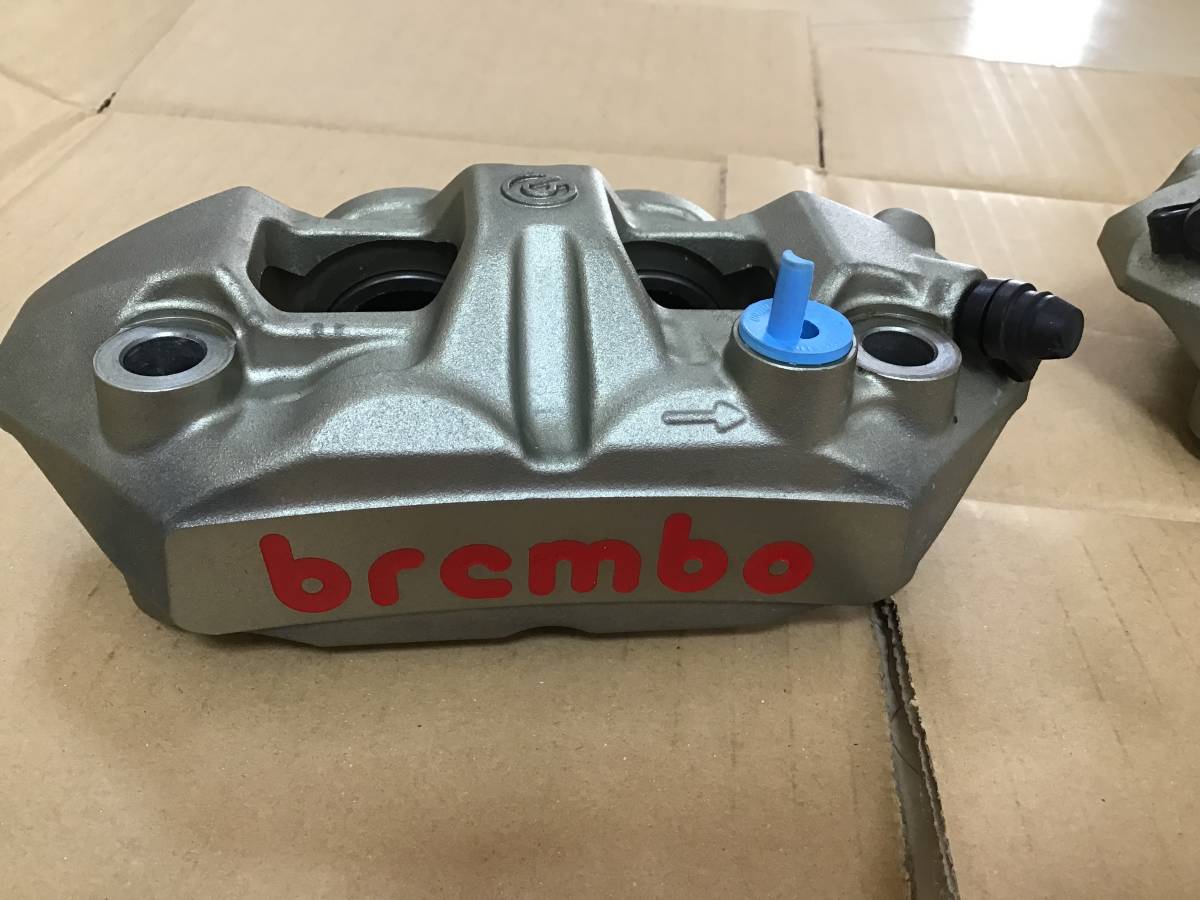 ブレンボ 108mm M4モノブロックキャリパー　ZCOO Type-C 新品パッド付　220.A397.10