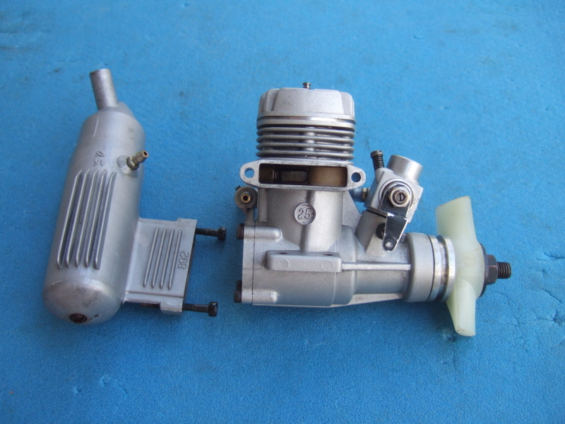 MAX-25FX II (21L) W/892 サイレンサー 飛行機用エンジン 12662(中古品
