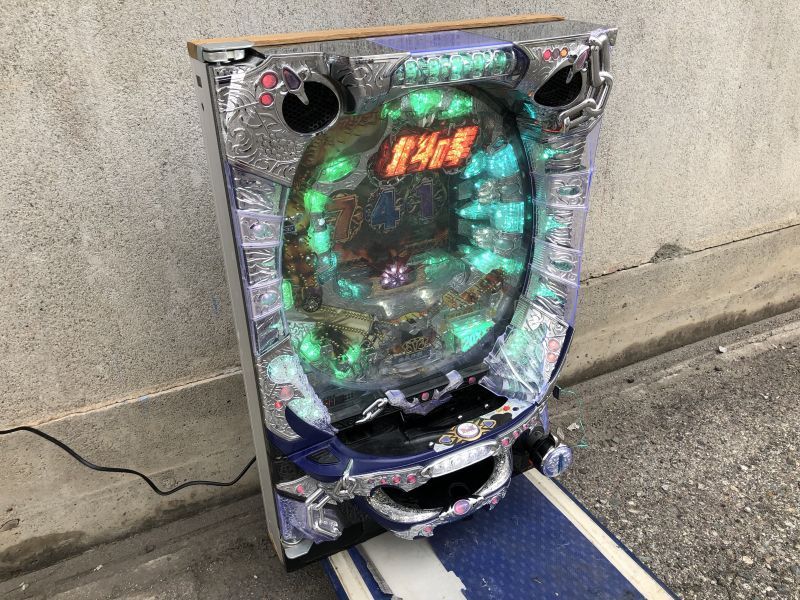 ☆ 動作〇 ☆ パチンコ実機 サミー CR 北斗の拳 金色 CVJ 1/179.6