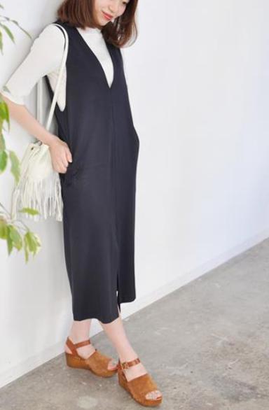 1回着用の美品　ADAM ET ROPE'　アダムエロペ　新品同様　今季人気　サロペットスカート