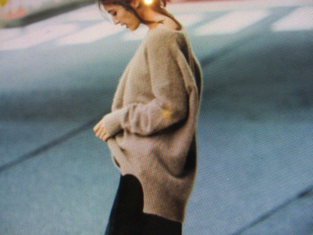 31 Sons de mode（ニット&frasl;セーター ・ ブラウン&frasl;茶色系）のフリマ ◆ザバージニア　ボルドー　ふわふわニット　美品◆