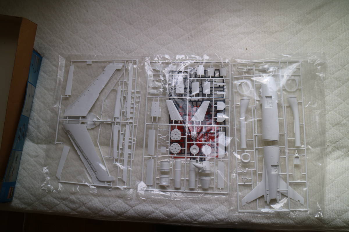 ハセガワ1/32　ブルーインパルスセイバー_3