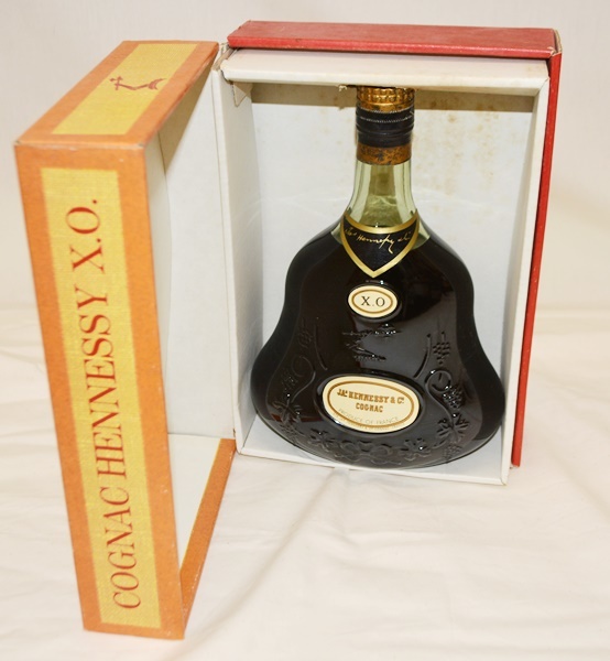 ブランデー ヘネシー XO 金キャップ クリアボトル 700ml 40% 重量番号