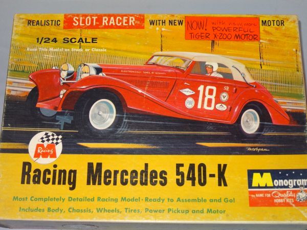 1937年型メルセデス・ベンツ540Kスペシャル・ロードスターがペブル 