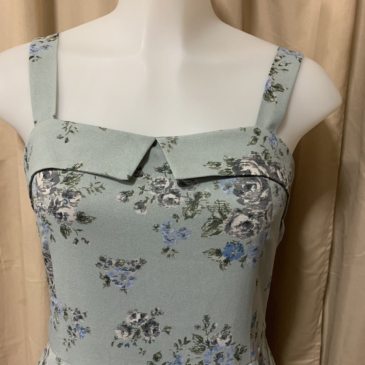 Pageboy ページボーイ ワンピース M 花柄 フレアー ページボーイ 売買されたオークション情報 Yahooの商品情報をアーカイブ公開 オークファン Aucfan Com