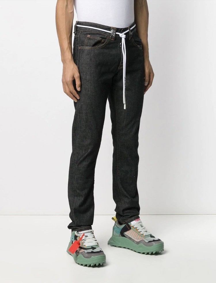 正規品，お得 定価88000円 OFF WHITE 19AW DIAG SLIM LEG JEANS バック 刺繍 ブラック デニム パンツ オフホワイト 34(W34～)｜売買されたオークション情報、yahooの商品情報をアーカイブ公開 - オークファン W34～