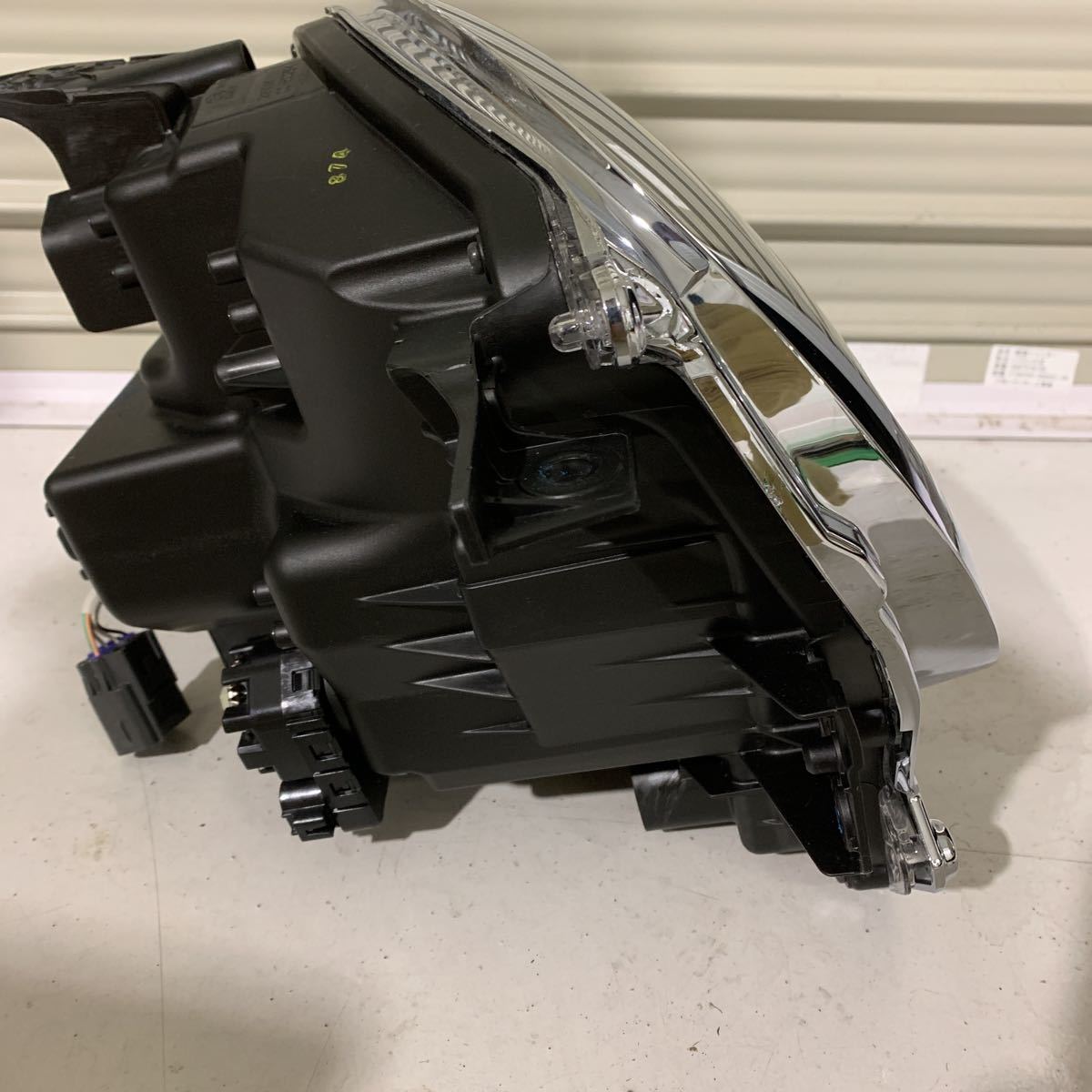 クロスビー MN71S 左純正LEDヘッドライト 35320-76R61 スズキ MN71S