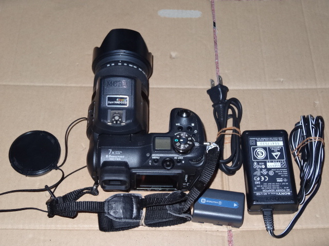 【現状品】SONY Cyber-shot DSC-F828 ②