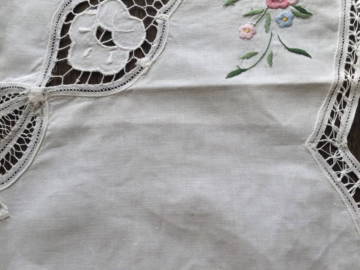 フランス 　カットワーク　機械刺繍　小花　テーブルクロス_6