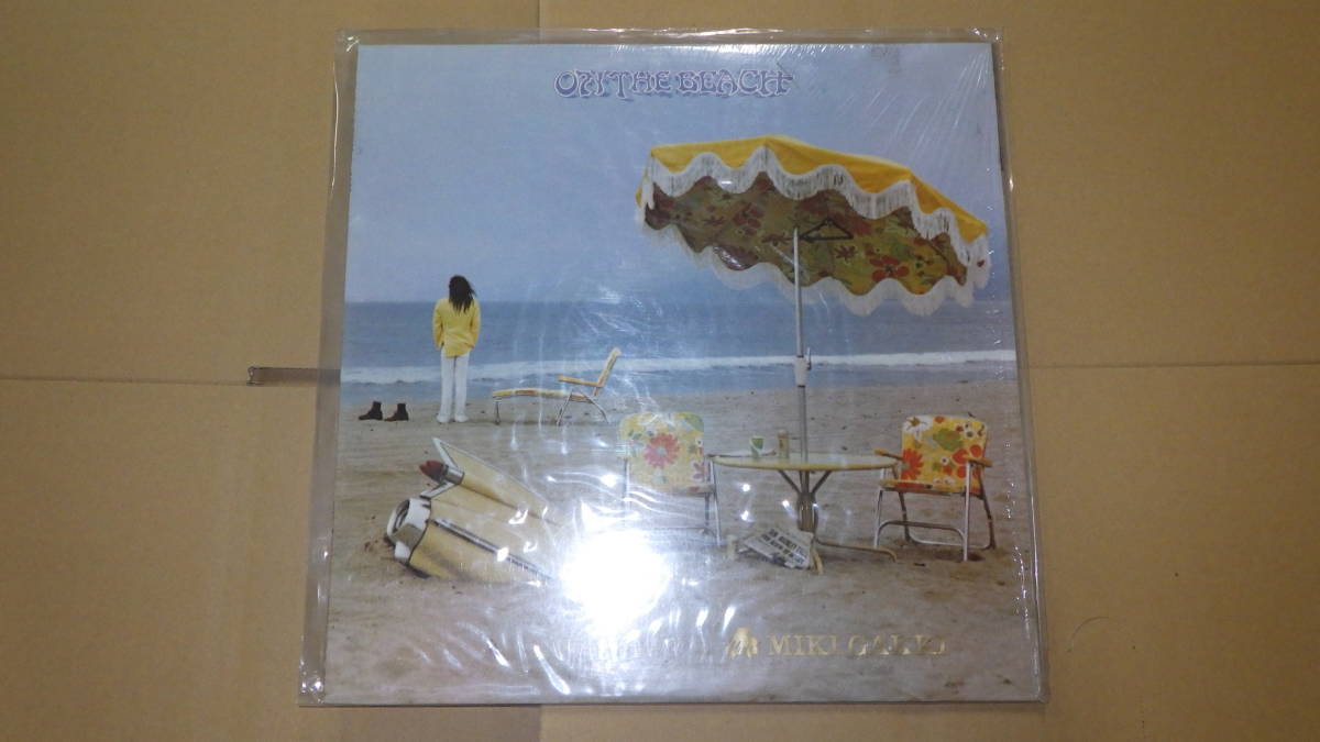 超激得，正規品 LP盤 on the beach neil young ／ニールヤング オンザビーチ 表紙汚れ有り lp(その他)｜売買されたオークション情報、yahooの商品情報をアーカイブ公開 - オークファン その他