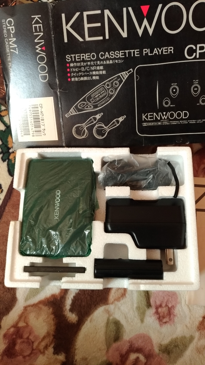 KENWOOD ケンウッド CP-M7 ステレオカセットプレーヤー 全付き ジャンク(ケンウッド)｜売買されたオークション情報、yahooの商品情報をアーカイブ公開 - オークファン ケンウッド