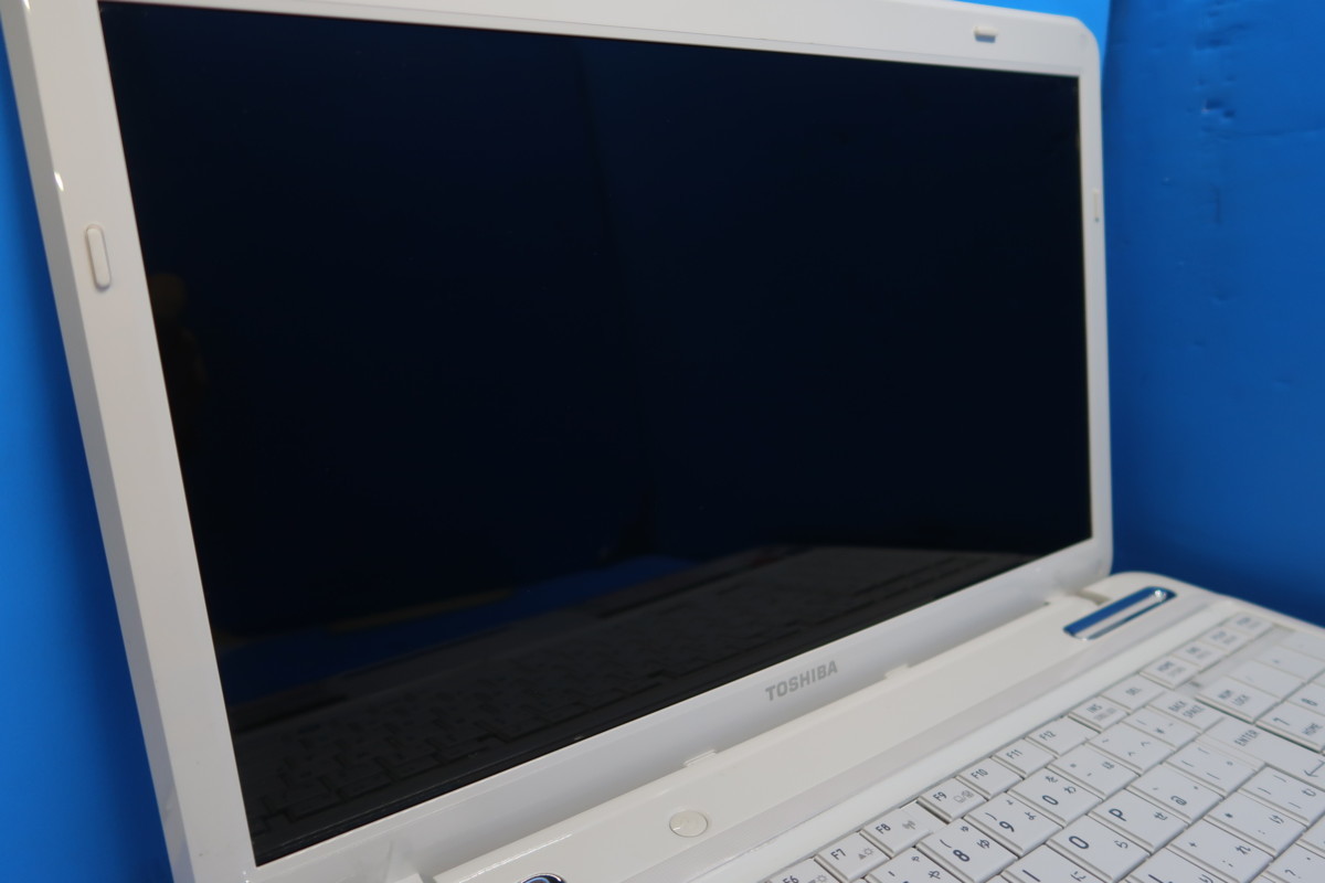 東芝 dynabook T351/57CW Core i5-2410M 2.3GHz 2GB ブルーレイ ノート ジャンク N90444