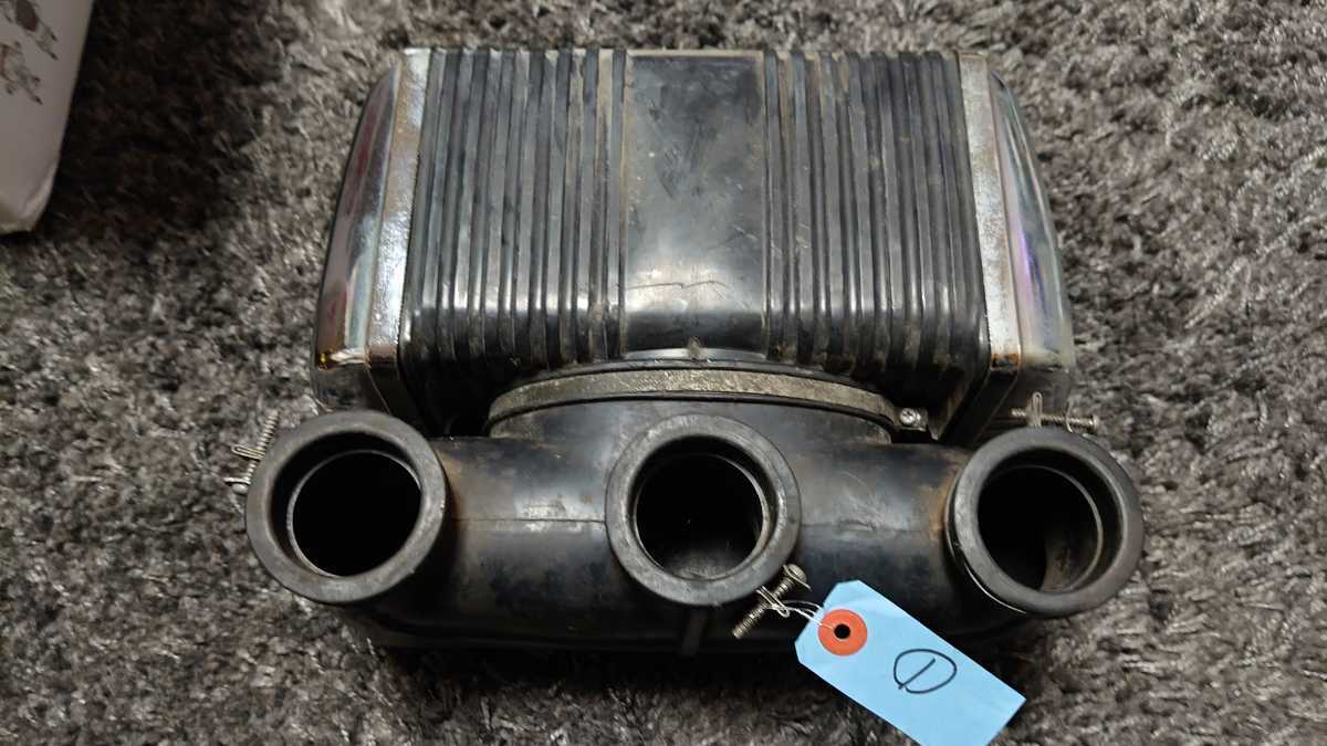 GT380 GT380・サンパチ 純正エアクリーナーボックス・パワーフィルター 